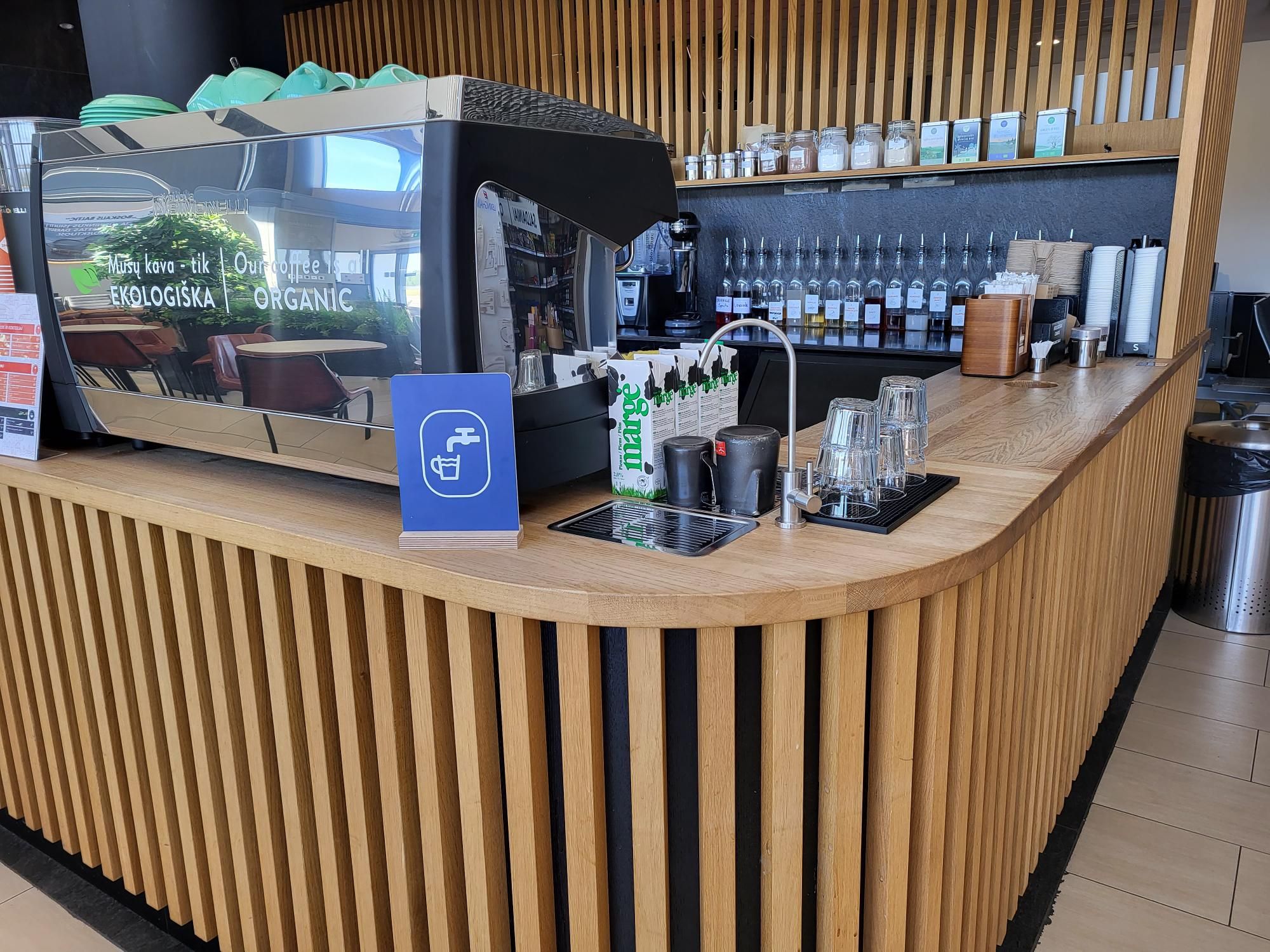 Caffeine Palangoje 2.jpg