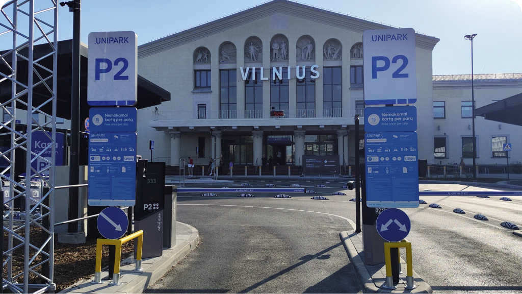 Trumpalaikio stovėjimo aikštelė P2