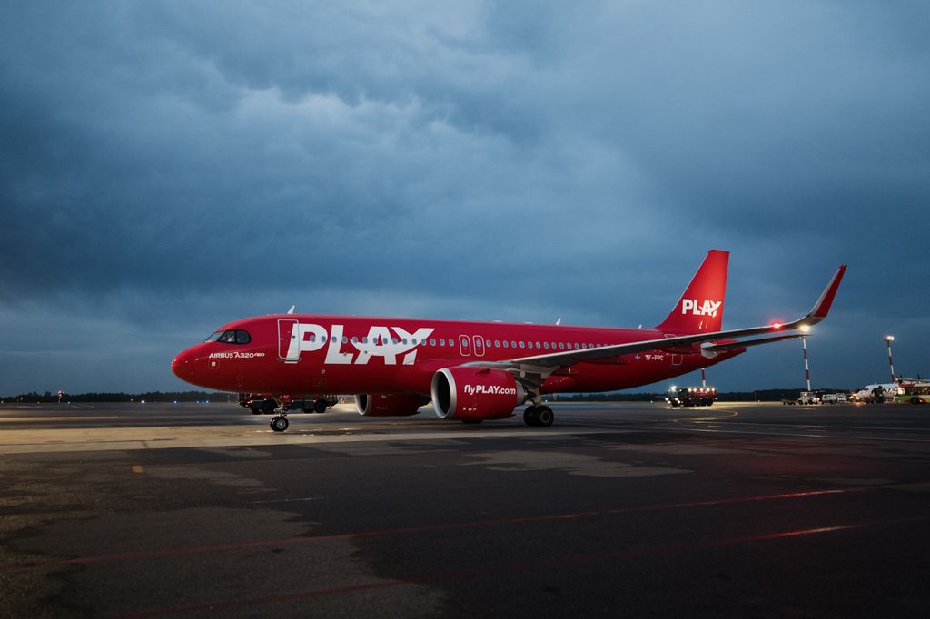 PLAY AIRLINES - LTOU (1).jpg