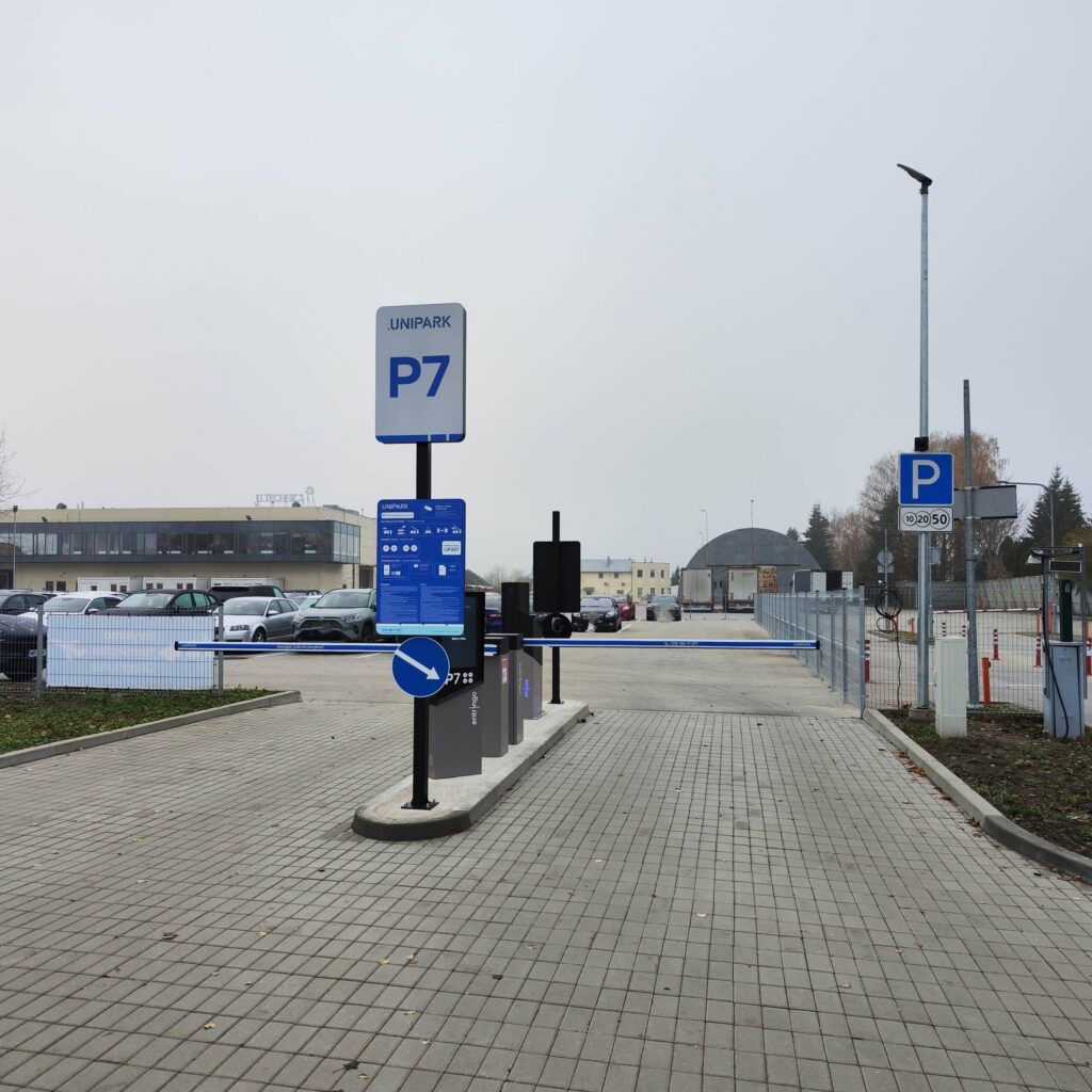 P7 long-term car park