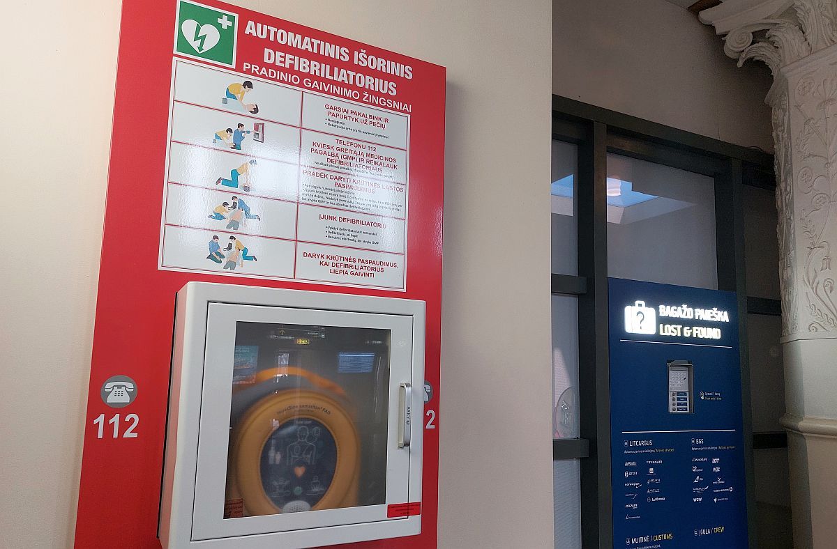 Defibiliatorius LTOU VNO 1.jpg