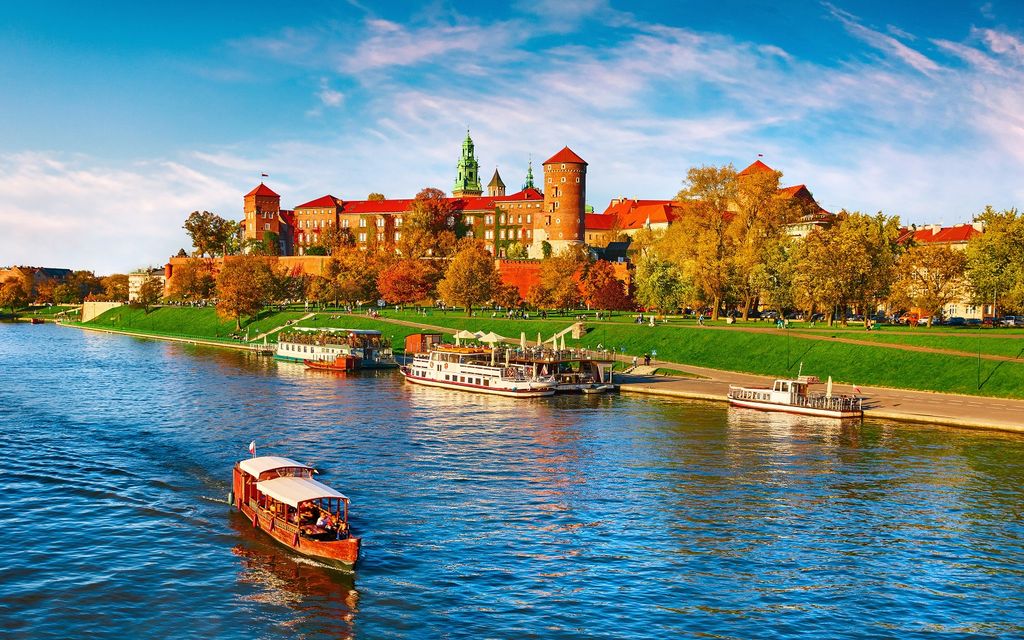 2023_08_29_airBaltic_Summer_Schedule_2024_Krakow.jpg