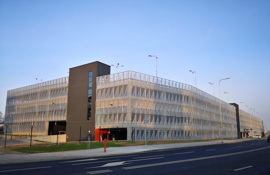 Ilgalaikio stovėjimo aikštelė P4
