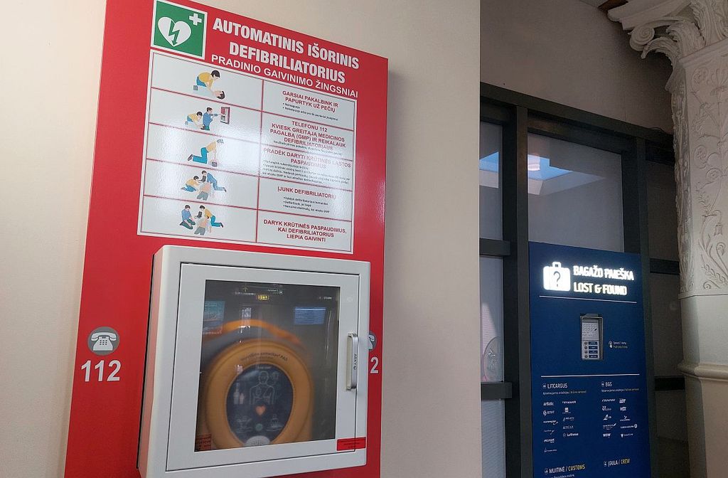 Defibiliatorius LTOU VNO 1.jpg