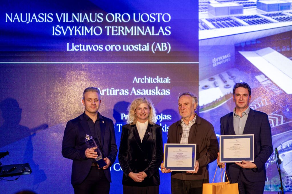 Oro-uosto-terminalas_Eika-1024x683.jpg